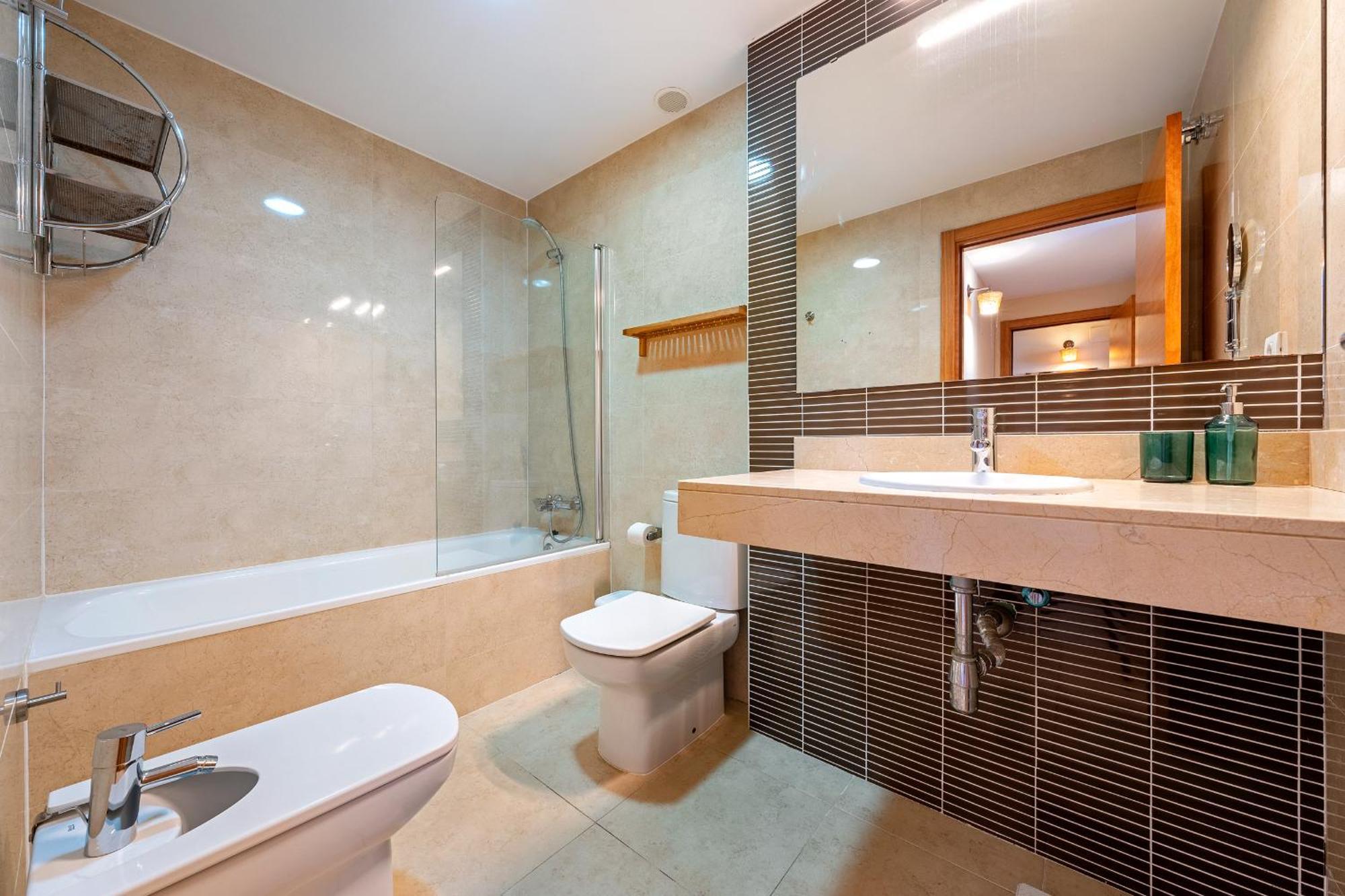 Hauzify I Apartament Balmanya 2A サン・フェリウ・ダ・ギショルス エクステリア 写真
